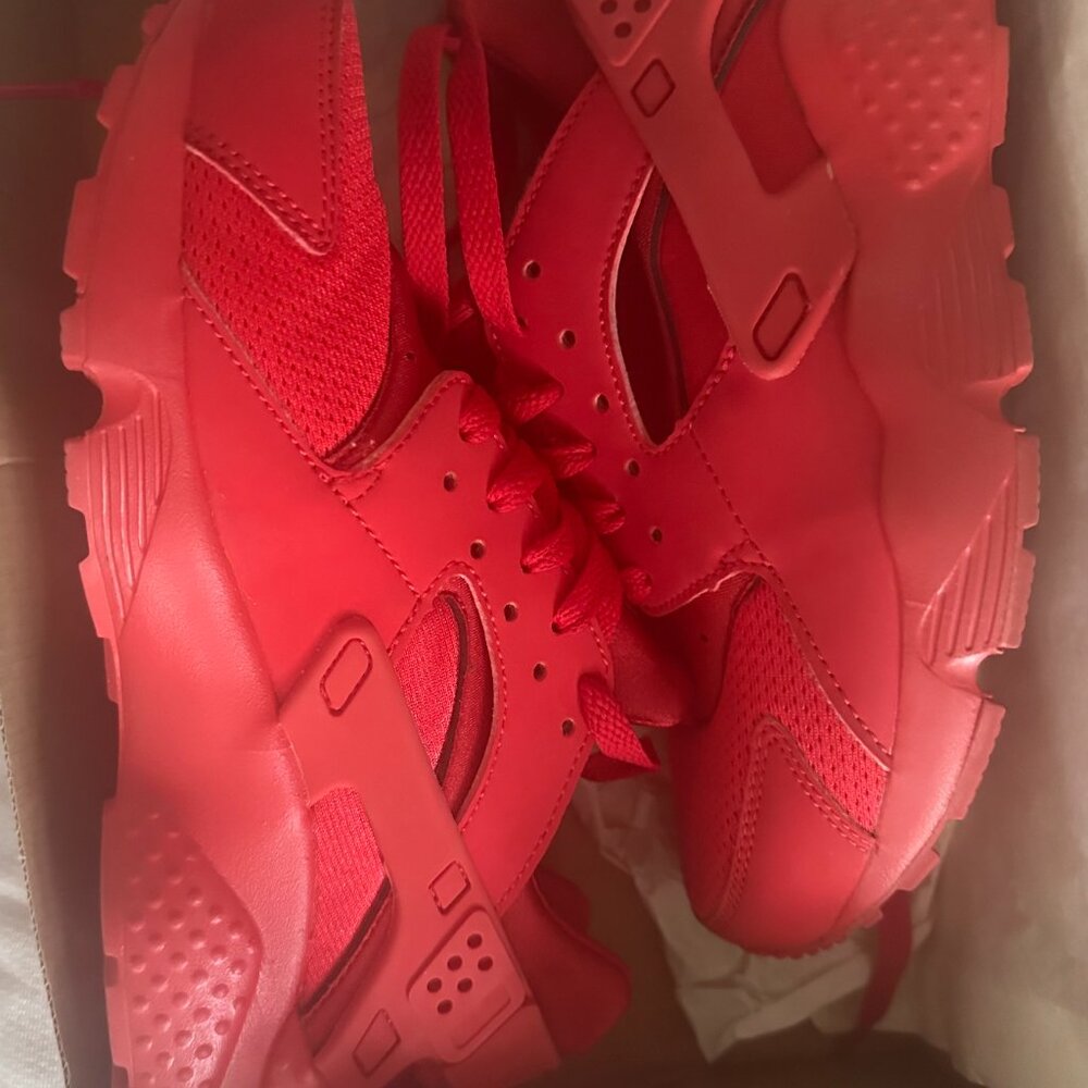 Nike Hurache Run (GS) 6.5 Y